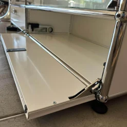 USM Haller Kommoden & Sideboards|Highboard Vitrinenschrank Reinweiss mit Glaselementen