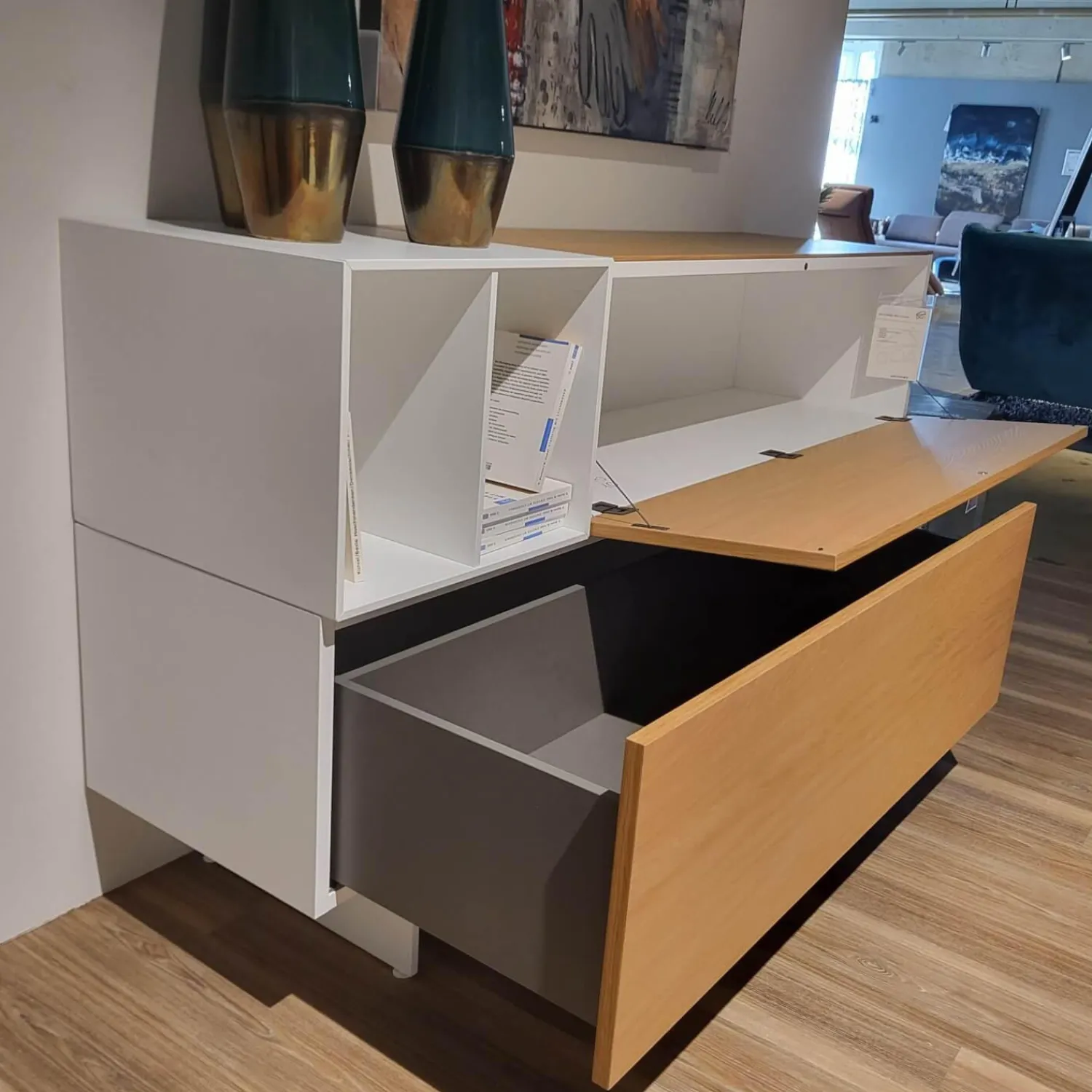 Caccaro Vitrinen & Highboards|Highboard Wallover Eiche Echtholz Lack Matt Nero Stout Untergestell Metall