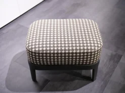 Molteni & C Hocker & Sitzsäcke|Hocker Chelsea Stoff Scuro Braun Weiß Gemustert Gestell Eiche Grau