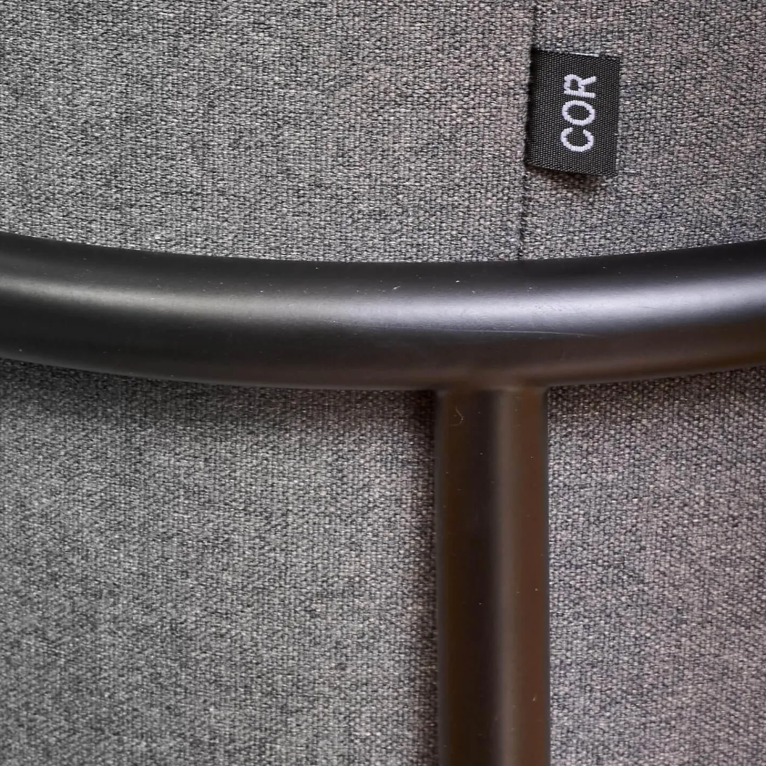 COR Hocker & Sitzsäcke|Hocker Drop 079100 Bezug Stoff 7205 Torf Braun Gestell M20 Schwarz Lack