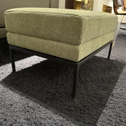 Jori Hocker & Sitzsäcke|Hocker Glove Pure Jr 8950 Stoff Plutone Grün Gestell Massive Buche Schwarz Lackiert