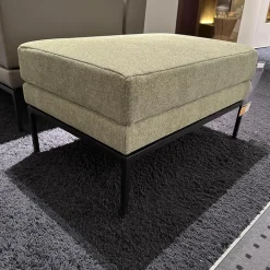 Jori Hocker & Sitzsäcke|Hocker Glove Pure Jr 8950 Stoff Plutone Grün Gestell Massive Buche Schwarz Lackiert