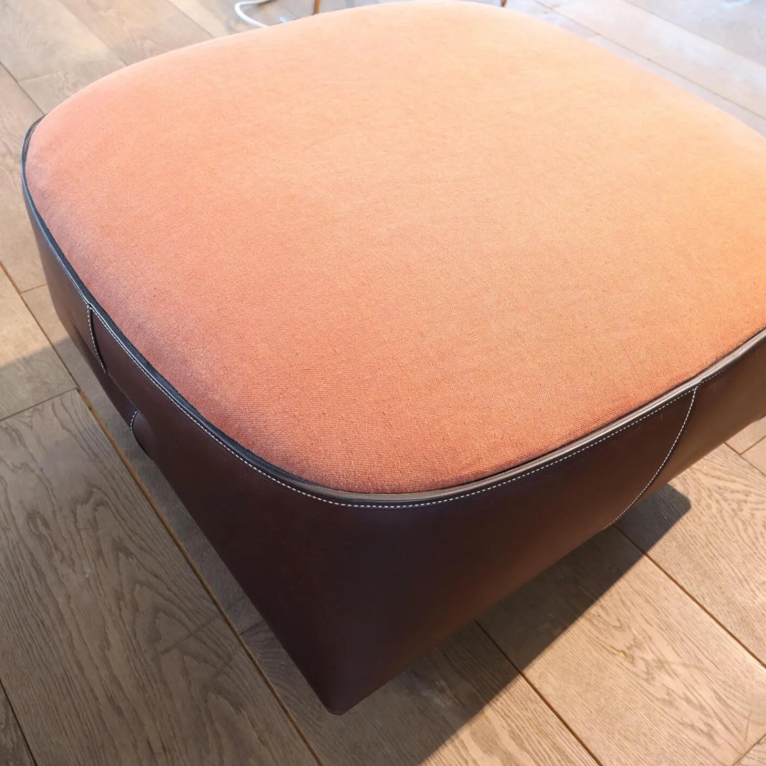 Walter Knoll Hocker & Sitzsäcke|Hocker Isanka Korpus Bezug Leder Saddle Coffee Sitzfläche Bezug Stoff Lino 7710 Crimson