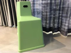 Vitra Hocker & Sitzsäcke|Hocker Stool-Tool Industriegrün