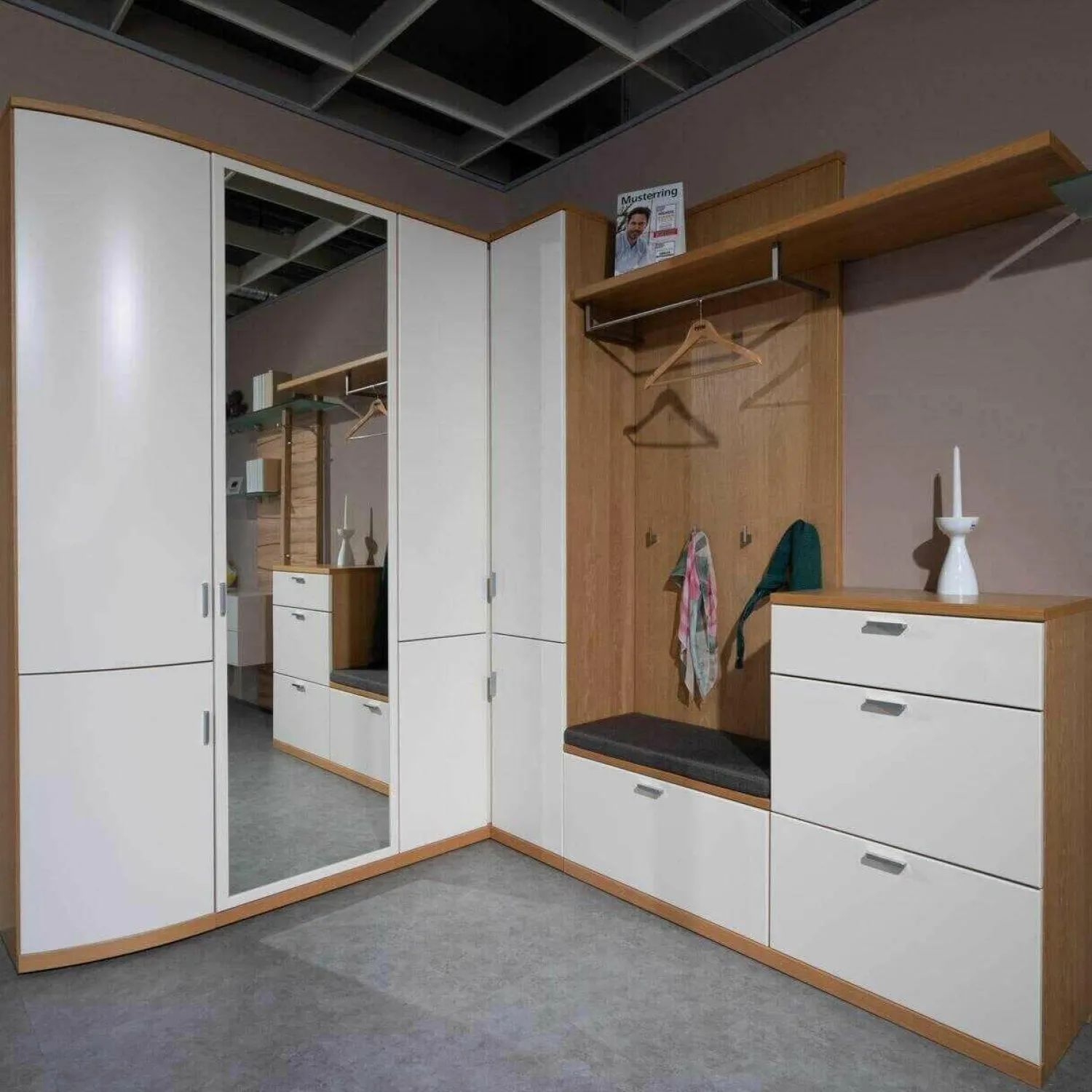 Musterring Wohnwände & Tv-Lowboards|Kira-System Brasilbraun mit Spiegel und Sitzkissen