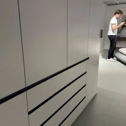 Interlübke Kleiderschränke|Kleiderschrank Collect Mattlack Außen M08 Greige Innen M23 Muschel Grau