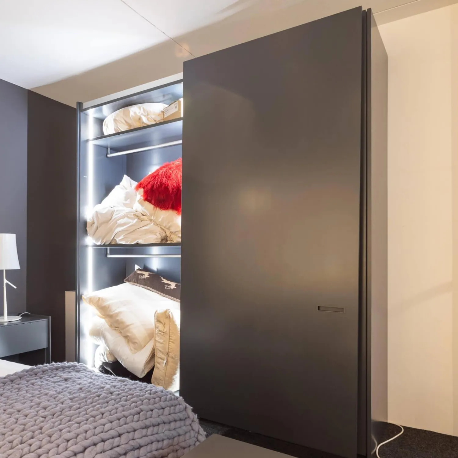 Interlübke Kleiderschränke|Kleiderschrank Collect Planfront M21 Anthrazit