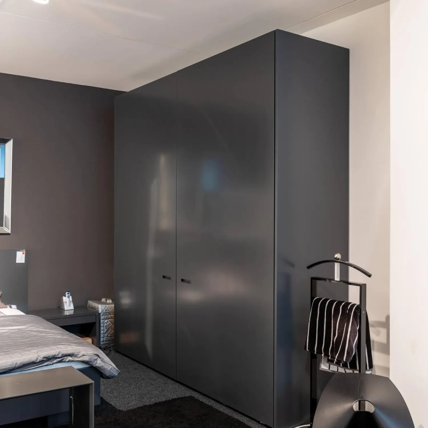 Interlübke Kleiderschränke|Kleiderschrank Collect Planfront M21 Anthrazit