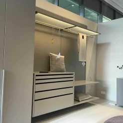 Interlübke Kleiderschränke|Kleiderschrank Offene Ankleide Collect Lack Muschel mit Beleuchtung