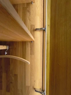 Team 7 Kleiderschränke|Kleiderschrank Valore Eiche Natur Geölt Front Farbglas Mittelgrau Matt Korpus Buche Mit Beleuchtung