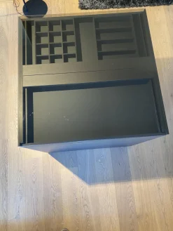 An-Collection Kommoden & Sideboards|Kommode Centric Nussbaum Dunkel Furniert Parsolglas Grau