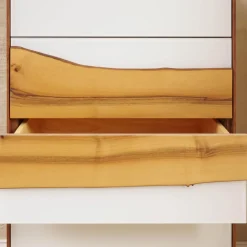 Scholtissek Kommoden & Sideboards|Kommode Farn Mit Baumkante Korpus Massiv Nussbaum Glasfront Optiwhite RAL 9010 Matt