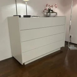 Christine Kröncke Kommoden & Sideboards|Kommode You 46 Lack Pearl Weiß Matt Oberplatte Linoleum Braun Rot