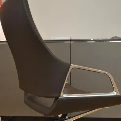 Wilkhahn Bürostühle|Relaxsessel|Konferenzsessel 301/5 Graph Leder 74/16 Dunkelbraun Gestell Verchromt