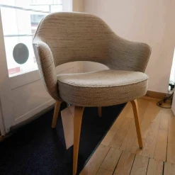 Knoll International Einzelstühle|Konferenzstuhl Saarinen Stoff Rivington Beige Gestell Eiche Natur