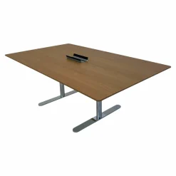 Montana Schreibtische & Sekretäre|Konferenztisch HiLow Conference Eiche Furniert Gestell Alu Verchromt