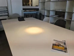 USM Haller Schreibtische & Sekretäre|Konferenztisch Kitos M Meeting HPL Fenix Weiß