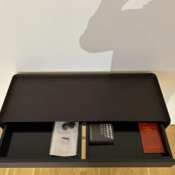 Christine Kröncke Konsolen|Konsoltisch Béla KT 100 Eiche Wengefarbig Furniert Gestell Edelstahl Pulverbeschichtet Bronce Look