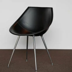 Driade Einzelstühle|Lago Armlehnstuhl Leder Schwarz Beine Aluminium Poliert Mit Kunststoff-Rundgleitern