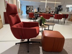 KFF Loungesessel|Lounge Sessel Faye Casual Stoff Rohi Credo Lampion Rot 4 Fuß Sterngestell Drehbar Struktur Schwarz mit Hocker