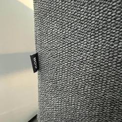 COR Ecksofas|Lounge Sofa Mell Stoff 9131 Anthrazit Gestell M20 Schwarz Lackiert Inklusive Kissen Und Rolle