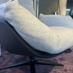 COR Relaxsessel|Loungesessel dia Korpus Leder 423 Schwarz Sitz Stoff 8300 Lichtgrau Grau Gestell F05 Schwarz Mit Hocker