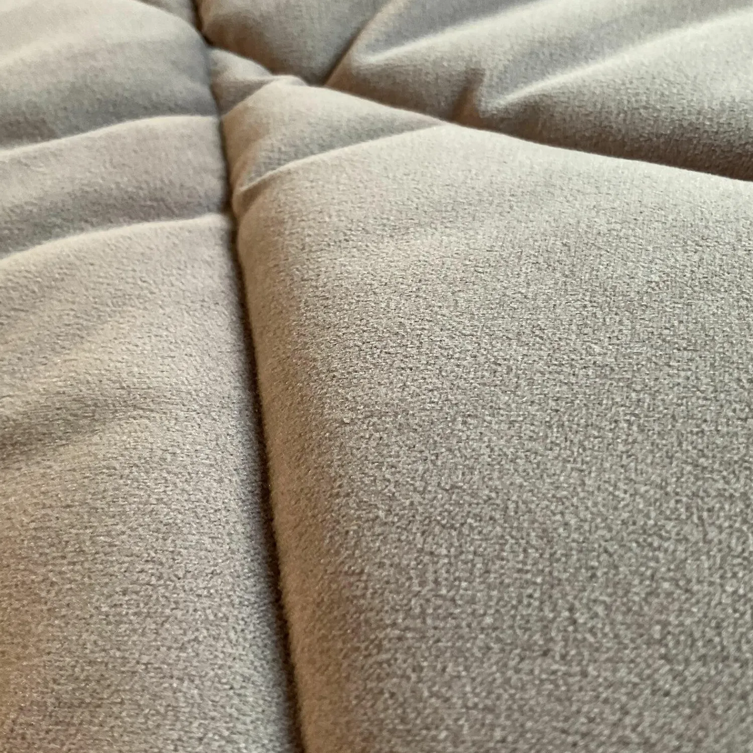 KFF Loungesessel|Loungesessel Nest Pure Stoff Seven 71 Lavendel Violett Schale Formflies Grau Gestell Rose Inklusive Hocker