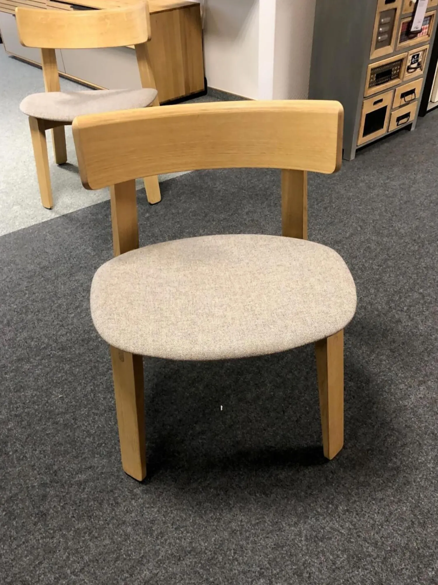 Gazzda Einzelstühle|Lounge-Stuhl Nora Eiche Massiv Weiß Geölt Stoff Main Line Flax Archway