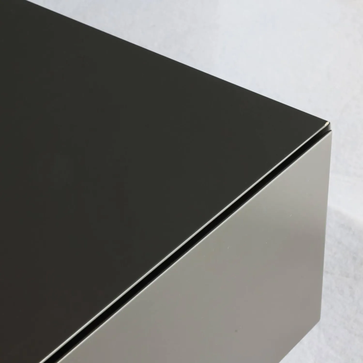 Pastoe Kommoden & Sideboards|Lowboard Vision Lack 313 Basalt Innen Eiche Hell Mit 4 Schubkästen Beidseitig Zu Öffnen