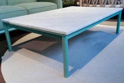 Cassina Couchtische|Outdoor Couchtisch LC10 Marmor Carrara Gestell Stahl Grün Texturiert