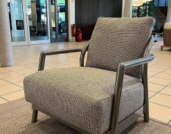 Flexform Loungesessel|Outdoor Sessel Alison Stoff Cacus N A73 C Grau Rücken Eco Leder Polyurethan Eva Bordeaux 7002 Rot Gestell Aluminium Lackiert