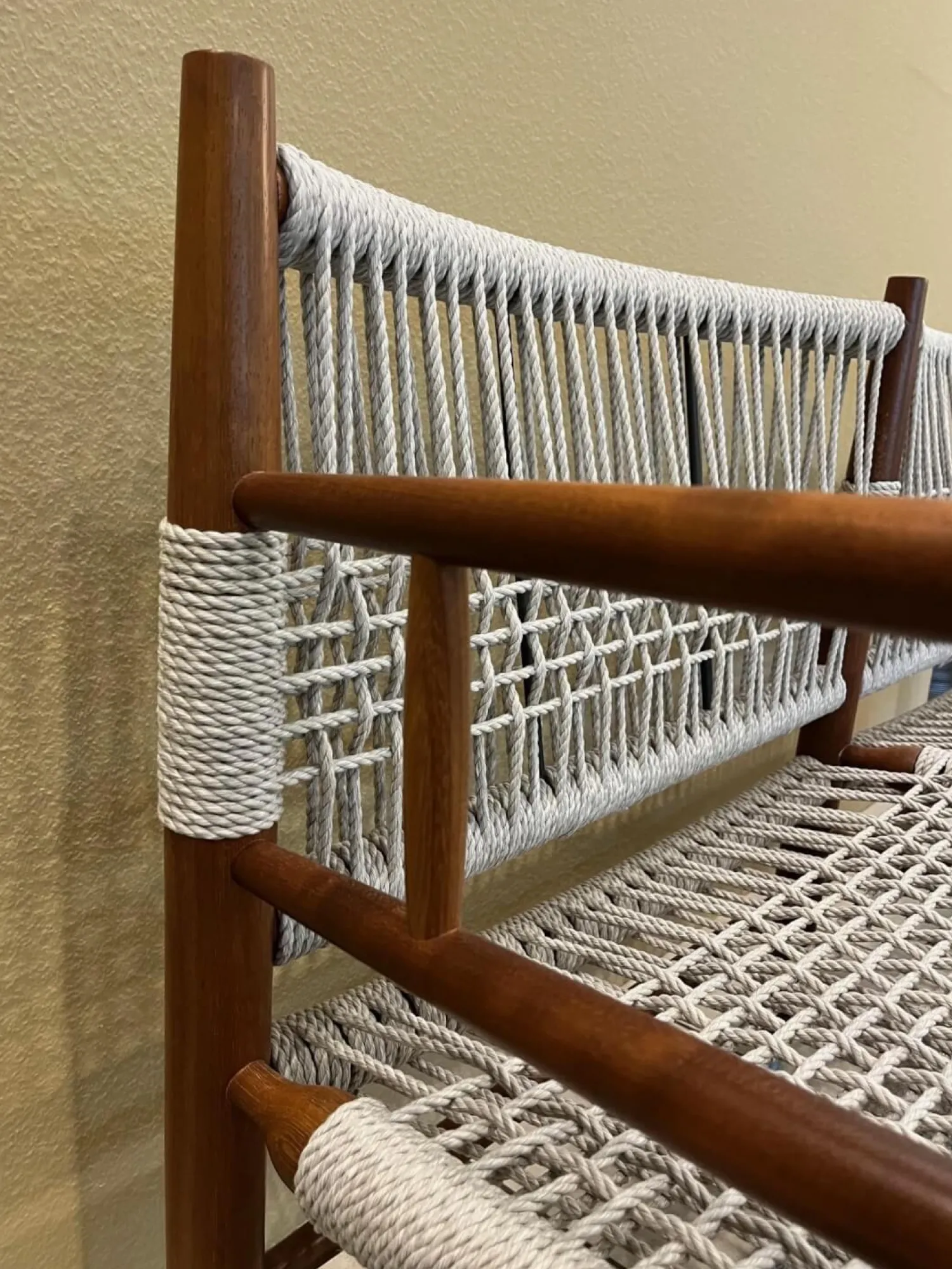 Flexform Gartenbänke|Outdoor Sofabank Lee Geflecht Kordel Eisblau Matt Blau Grau Gestell Holz Iroko Massiv Natur