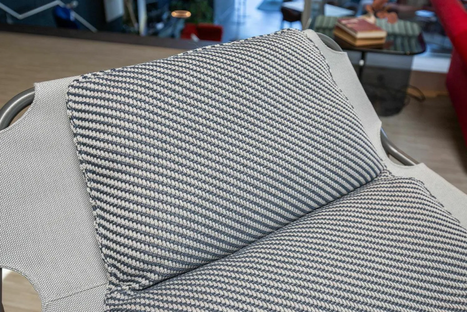 Rolf Benz Loungesessel|Outdoor-Sessel Jackout Stoff 20 462 Graublau Gestell Metall Anthrazit Pulverbeschichtet Inklusive Hocker