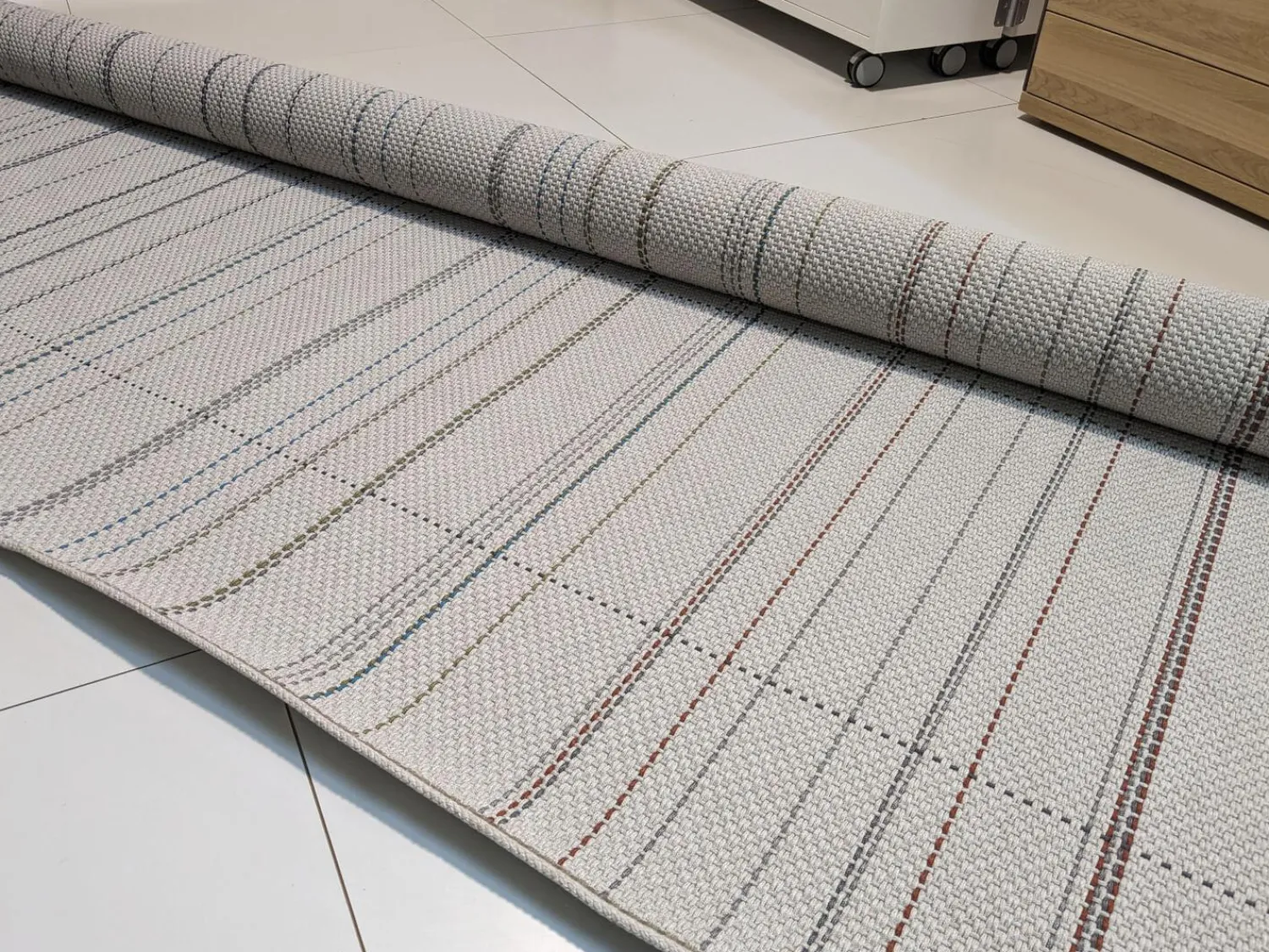 B&B Italia Teppiche|Outdoor-Teppich Piet TPI30 Mehrfarben Beige Blau Rot