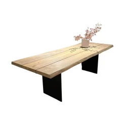 Janua Gartentische|Outdoortisch SK04 Komposit Tischplatte Kastanie Gebürstet Ton Sand Gestell RAL 9005 Tiefschwarz