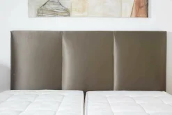 Treca Interiors Boxspringbetten|Polsterbett Kate Luxury 796 Gr D Grau Blockfuß Chrom mit 2 Matratzen