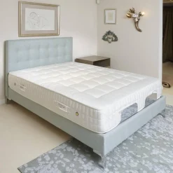 Treca Interiors Polsterbetten|Polsterbett Super Cad Stoff Gio Lune 009 Türkis mit Matratzen