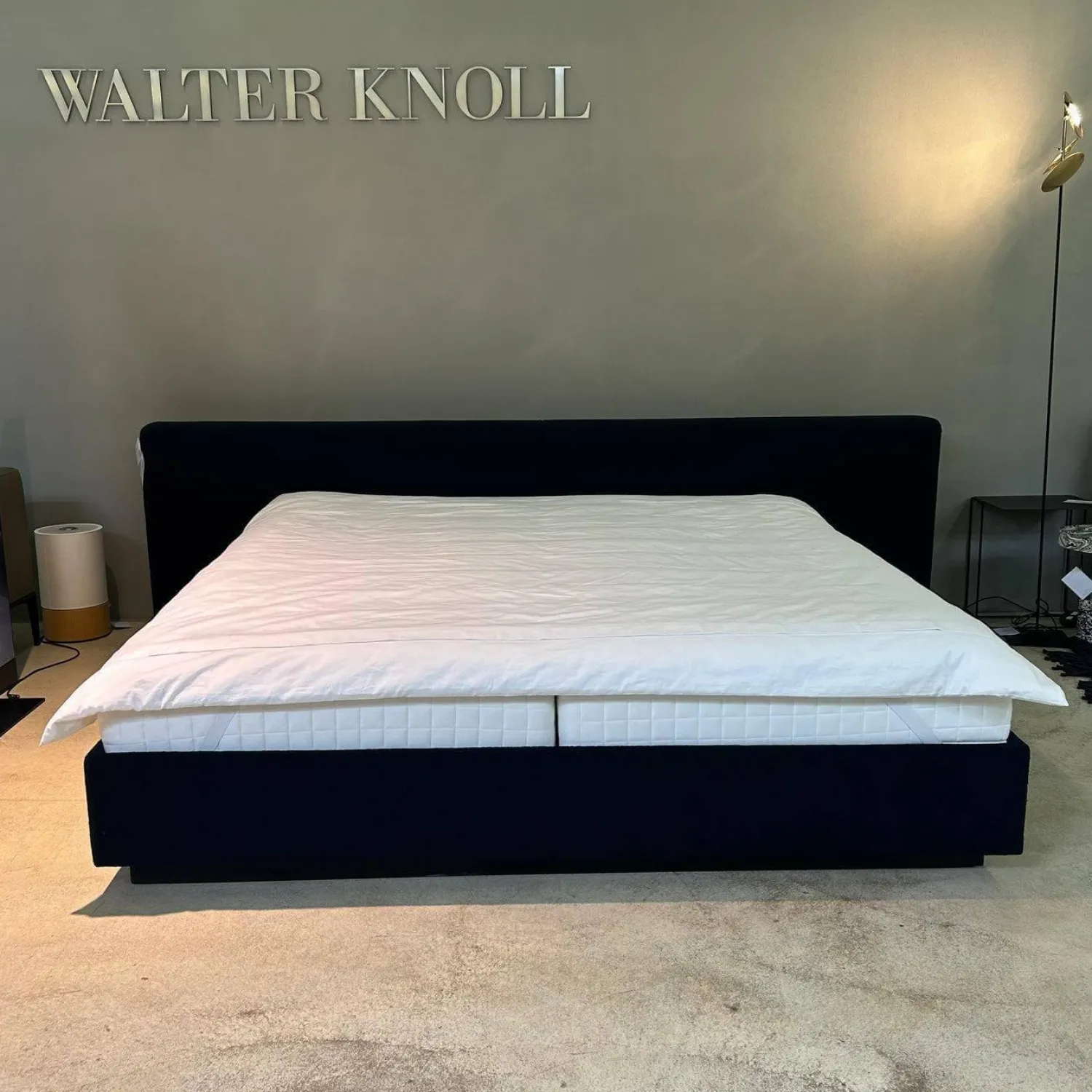 Walter Knoll Polsterbetten|Polsterbett Yuuto 810 200 Stoff Hearth Undersea Schwarz Sockel Schwarz Mit Überstand ohne Matratze ohne Lattenrost