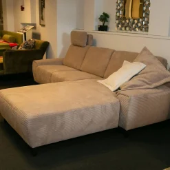 Gallery M Ecksofas|Polstergarnitur Leon Bezug Cord Taupe Metallfuß 1015 Schwarz Matt Mit Schlaffunktion