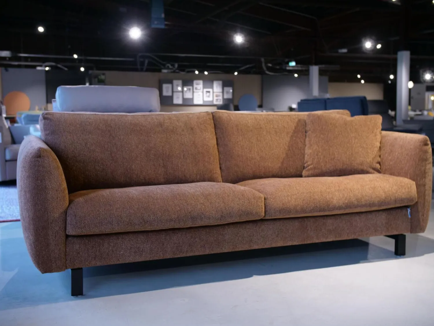 Erpo Polstergruppen|Polstergarnitur Stoff Osino Rostbraun Braun Mit Kissen Und Kopfstütze