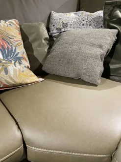 Steinpol Polstergruppen|Polstergruppe Cesaro Casada Leder Olive Grün Gestell Edelstahl Füße Schwarz Edelstahl Lackiert Mit Elektrischen Verstellungen Der Kopfstützen Und Fußablage Inklusive 5 Kissen