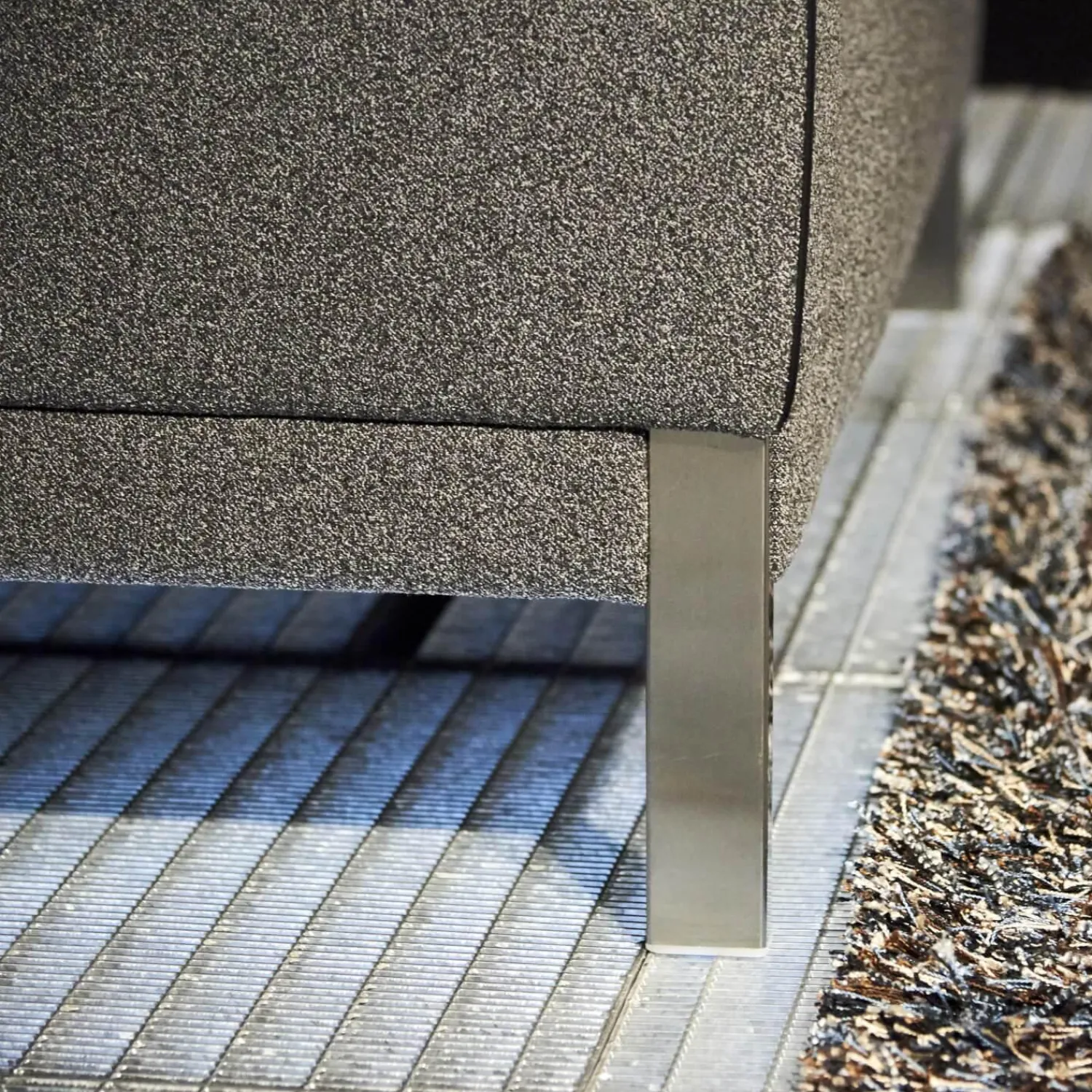 Credo Polstergruppen|Polstergruppe Lobby Stoff 9400 Clip Grau Naht Keder 80293 Rio Anthrazit Füße Vierkant Chrom