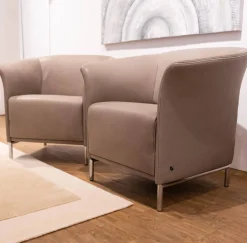 WK Wohnen Polstergruppen|Polstergruppe Navarro Anilin-Dickleder Füße Metallbügel Nickel Satiniert