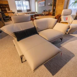 himolla Polstergruppen|Polstergruppe Nova 1378 Bezug Leder 24 Longru Nebel Beige Grau Füße Anthrazit Pulverbeschichtet