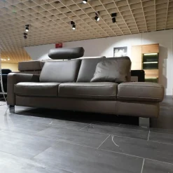 Hukla Polstergruppen|Polstergruppe VS HU1064 Leder F2 Bezug 58 Vivre Greystone Grau Füße Metall ChromInklusive Kissen