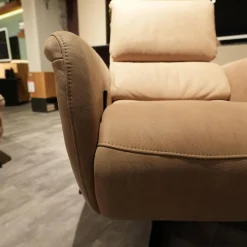 Hukla Polstergruppen|Polstergruppe VS HU1169 Sofa Leder Aurelia Stone Braun Füße Metall Schwarz Mit Sessel Sternfuß Schwarz Und Kissen