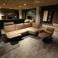 Hukla Polstergruppen|Polstergruppe VS HU1169 Sofa Leder Aurelia Stone Braun Füße Metall Schwarz Mit Sessel Sternfuß Schwarz Und Kissen