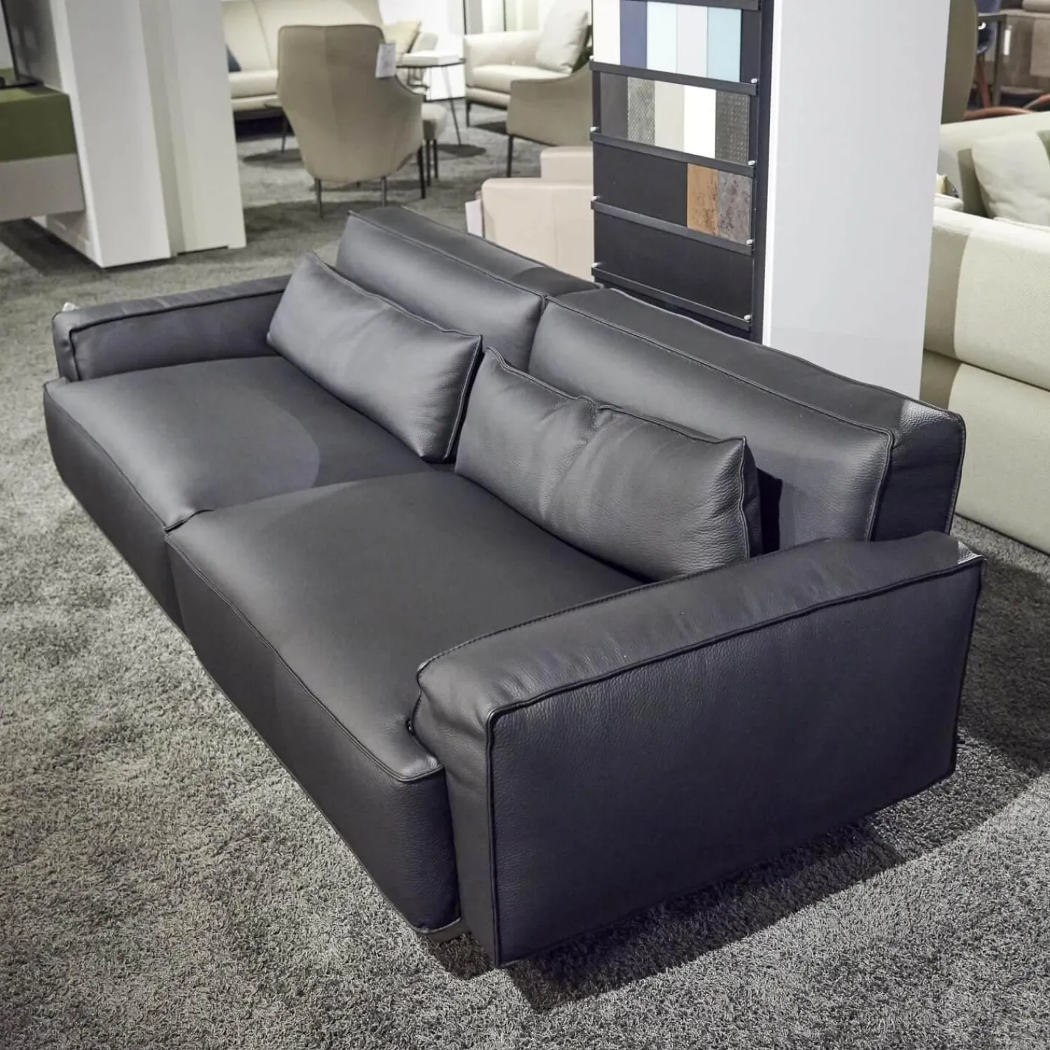 WK Wohnen 2-Sitzer-Sofas|Polstermöbel WK 530 Gracella Leder Cougar Farbe 10 Schwarz Metallfuß Matt Anthrazit Lackiert