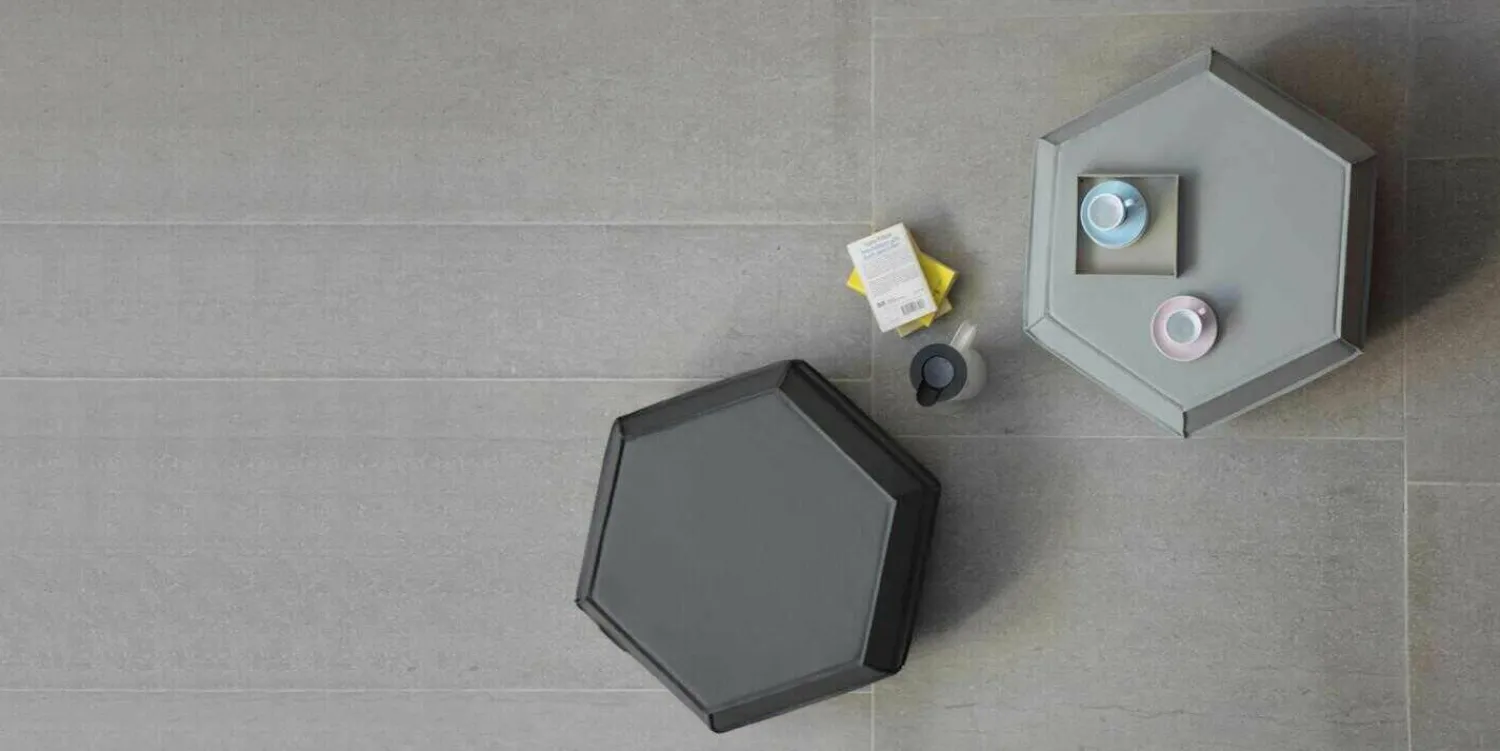 Jan Kurtz Hocker & Sitzsäcke|Pouf Asmus Hellgrau Bovine Leder mit offener Naht