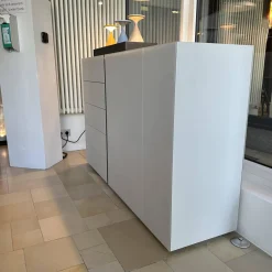 Interlübke Kommoden & Sideboards|Raumteiler Sideboard Jorel Korpus Lack Greige Grau Beige Front Optiwhite Mattglas Greige Grau Beige